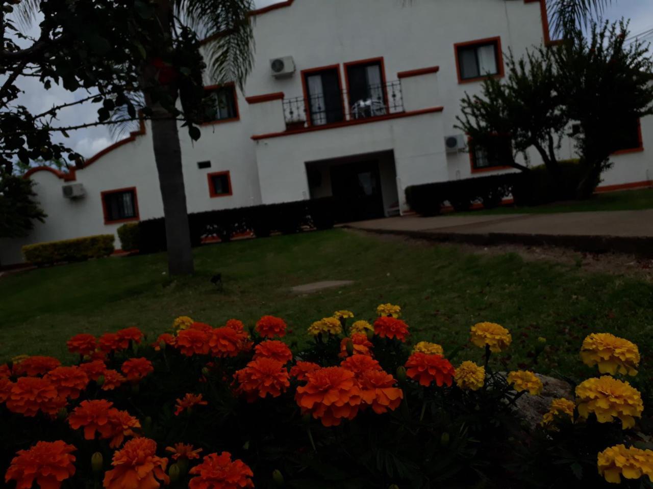 Hotel La Posta Del Dayman Термас-дель-Дайман Экстерьер фото